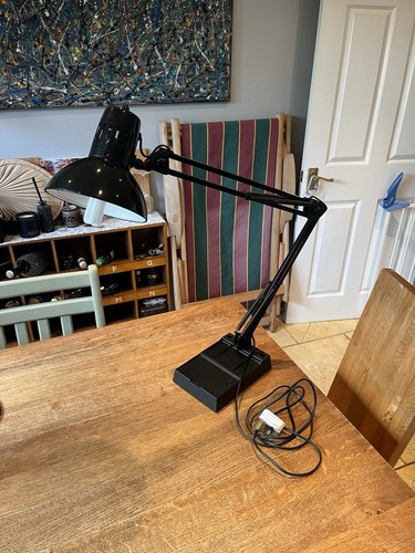 Adjustable black anglepoise - adjustable,